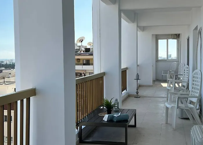 Sunny * לימסול