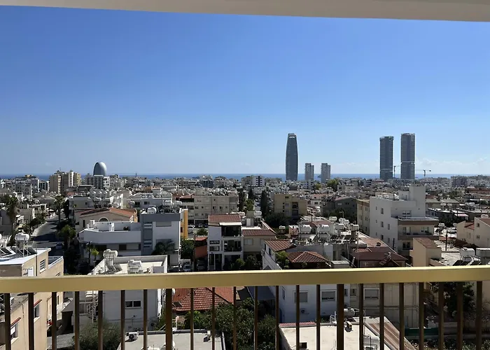 דירה Sunny לימסול